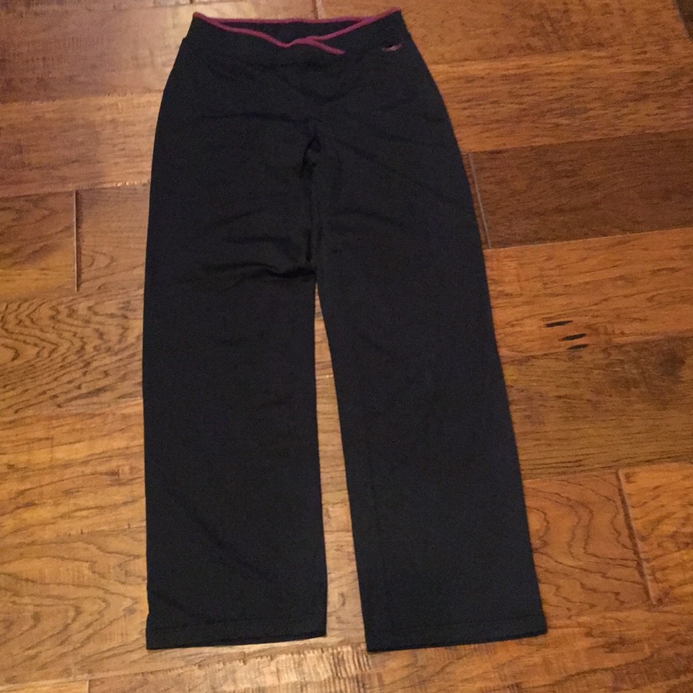Reebok black lounge yoga ladies size medium pants